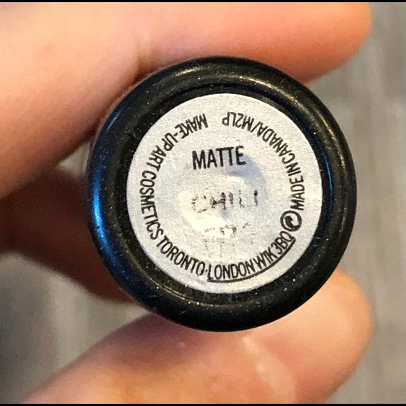 MAC Chili MATTE LIPSTICK - Picture 8 of 8